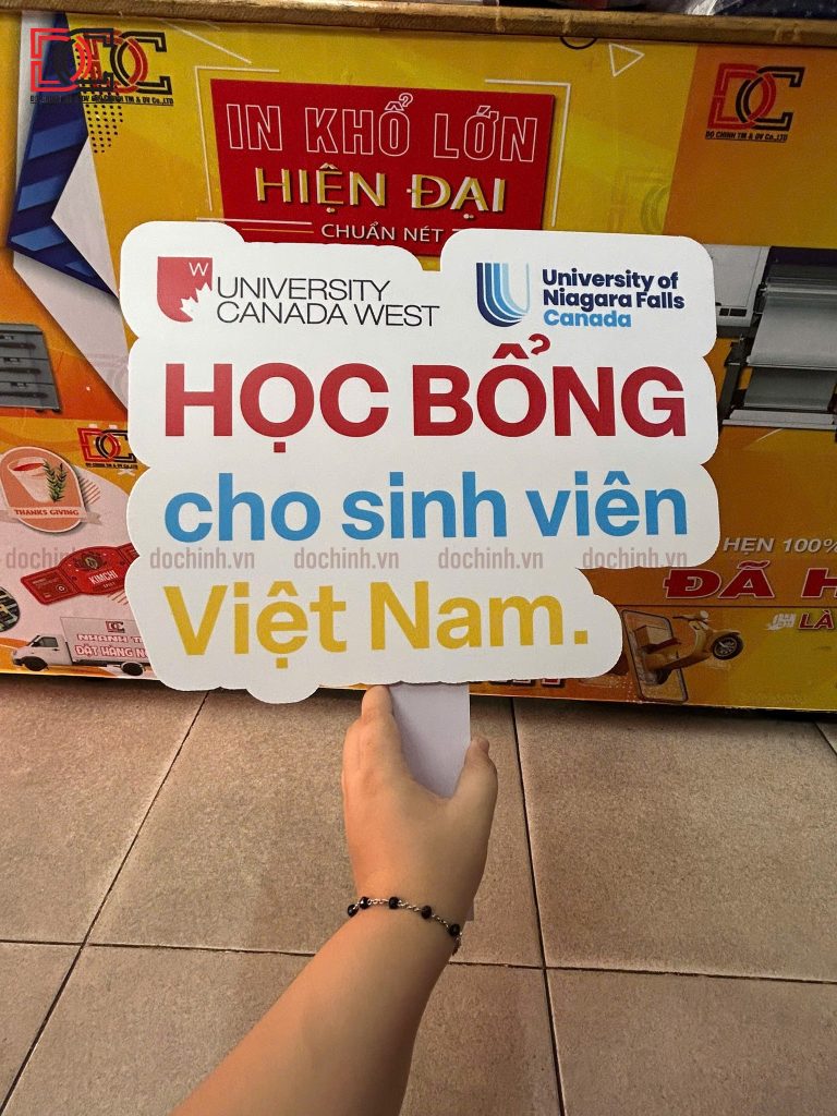 Hashtag cầm tay được sử dụng phổ biến